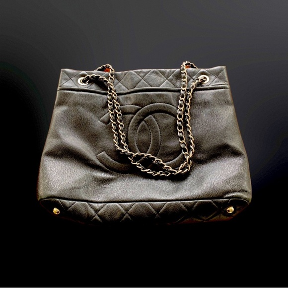 Chanel Caviar Quilted Timeless CC Soft Tote Chain BLACK - Picture 2 of 7